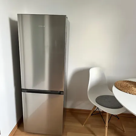 Stadtrandtraum Flughafen Porsche Messe Leipzig アパート シュクロイディッツ