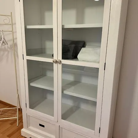 Stadtrandtraum Flughafen Porsche Messe Leipzig *