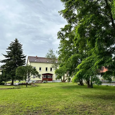 Stadtrandtraum Flughafen Porsche Messe Leipzig *