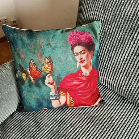 アパート Stadtrandtraum Flughafen Porsche Messe Leipzig シュクロイディッツ